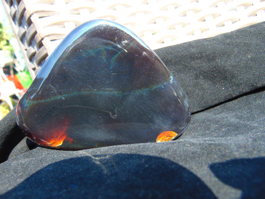 165 gr Full Polished Indonesian Dark Purple Amber for Healing 26ML201