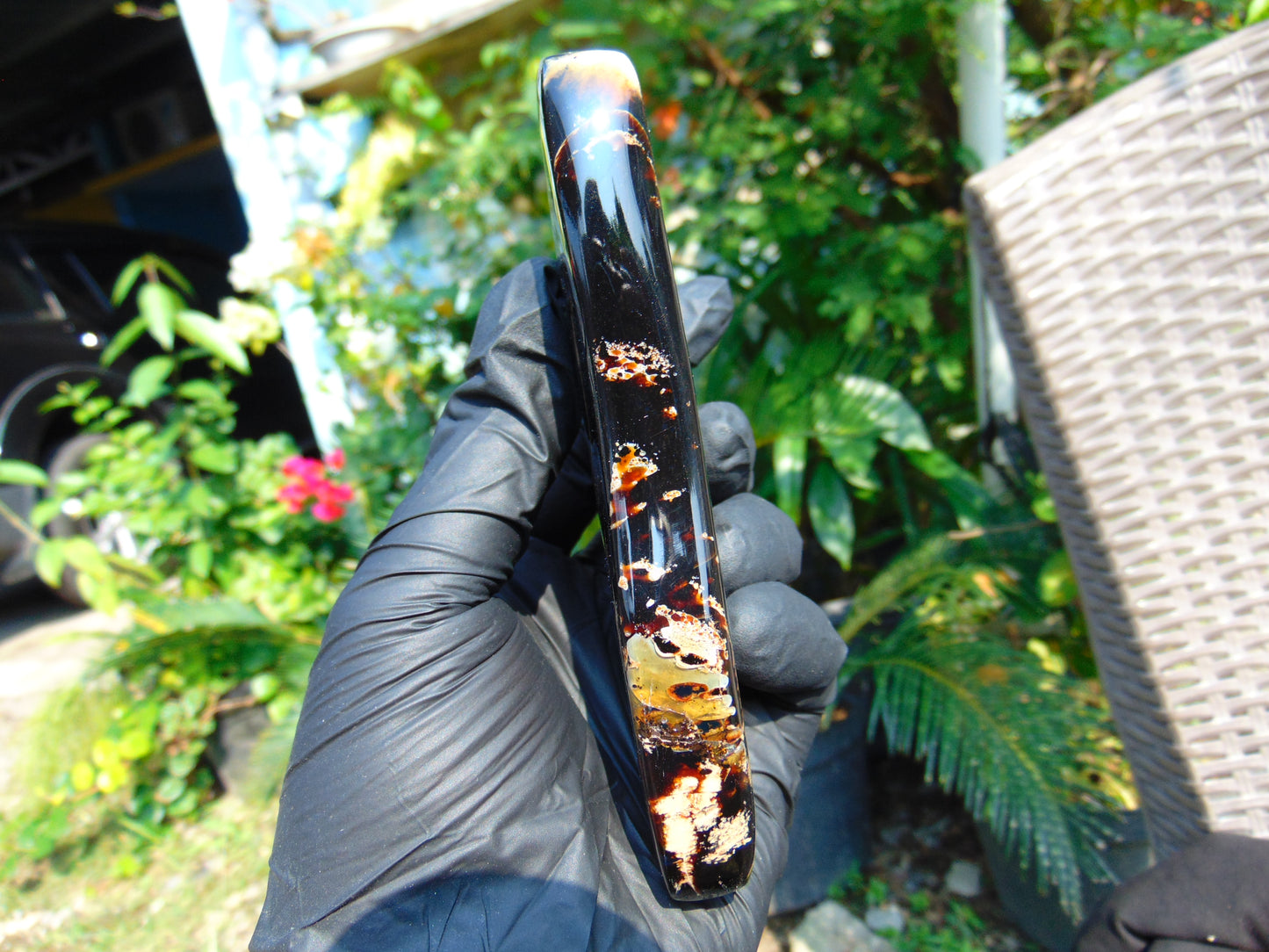 115 gram Slab polished Indonesian Sumatra Black Blue Amber for Healing 25Y108