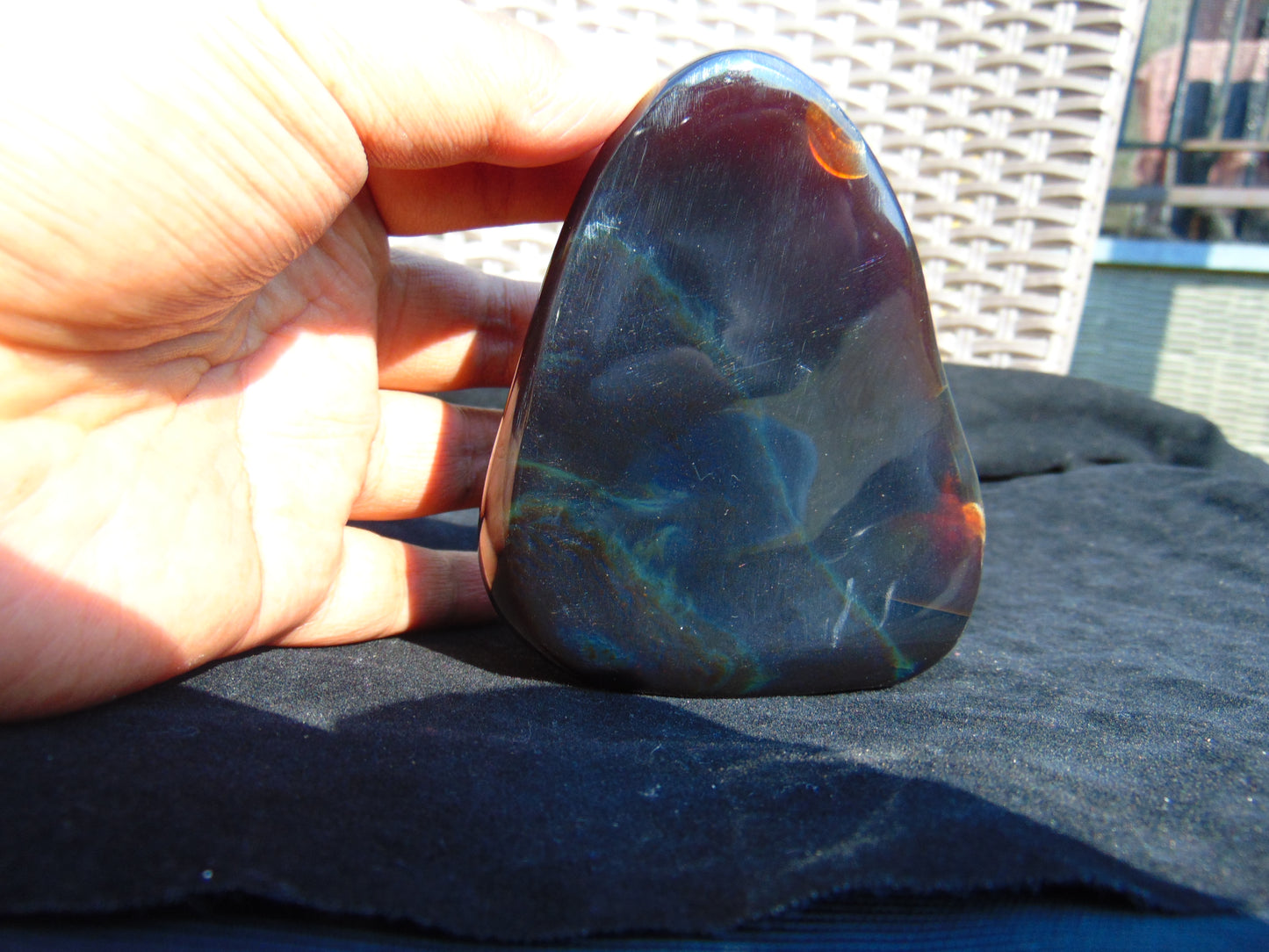 165 gr Full Polished Indonesian Dark Purple Amber for Healing 26ML201