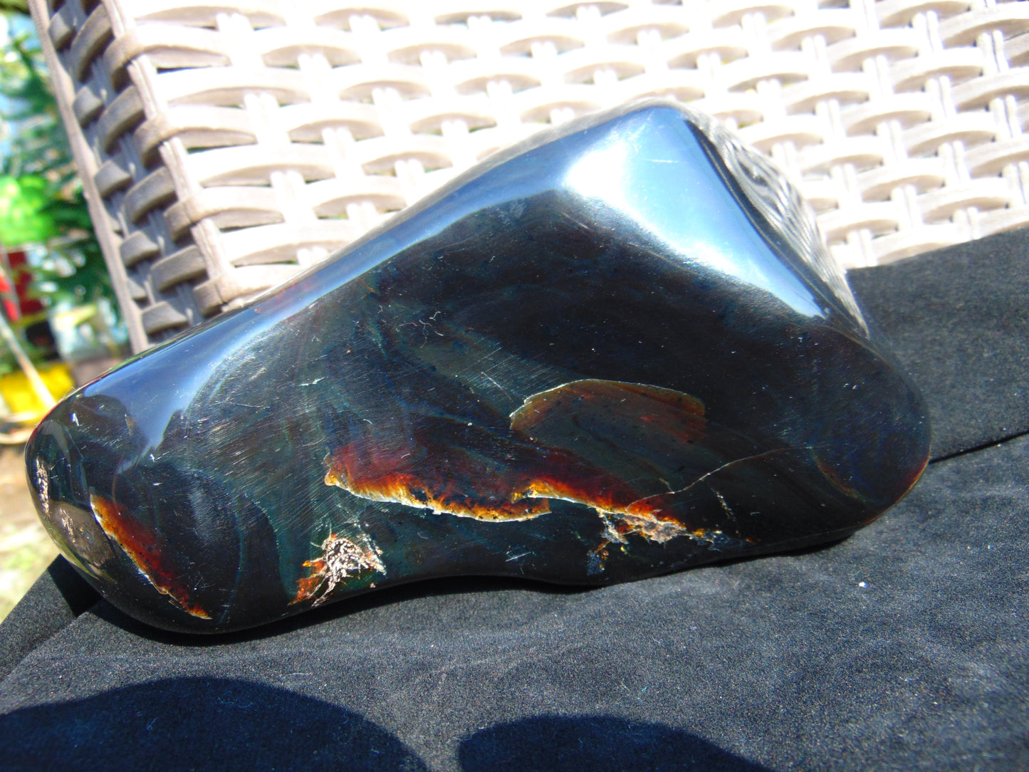 533 gr Full Polished Indonesian Dark Red Amber for Healing 26ML203