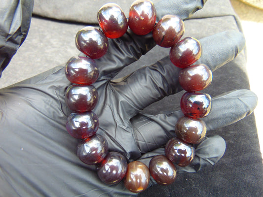 16 Beads Mala Bracelet Indonesian Cherry Red Amber for Healing A16G201