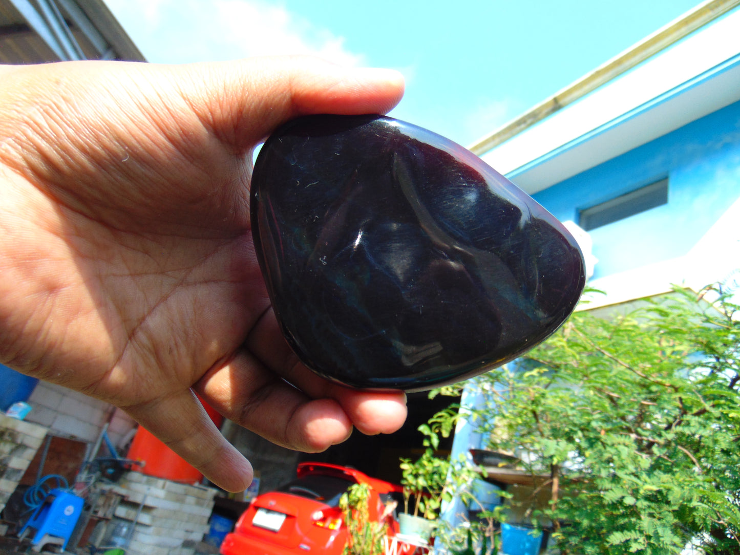 153 gr Full Polished Indonesian Dark Red Amber for Healing 26ML202