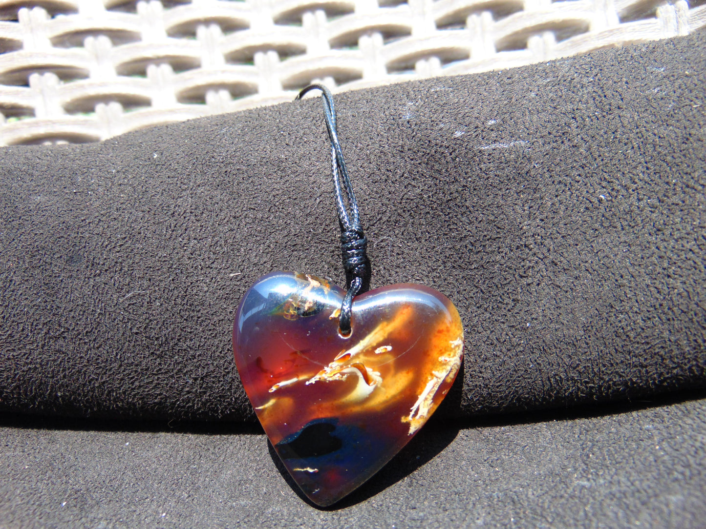 10 gr Heart Pendant Indonesian Blue Amber for Healing PBN684