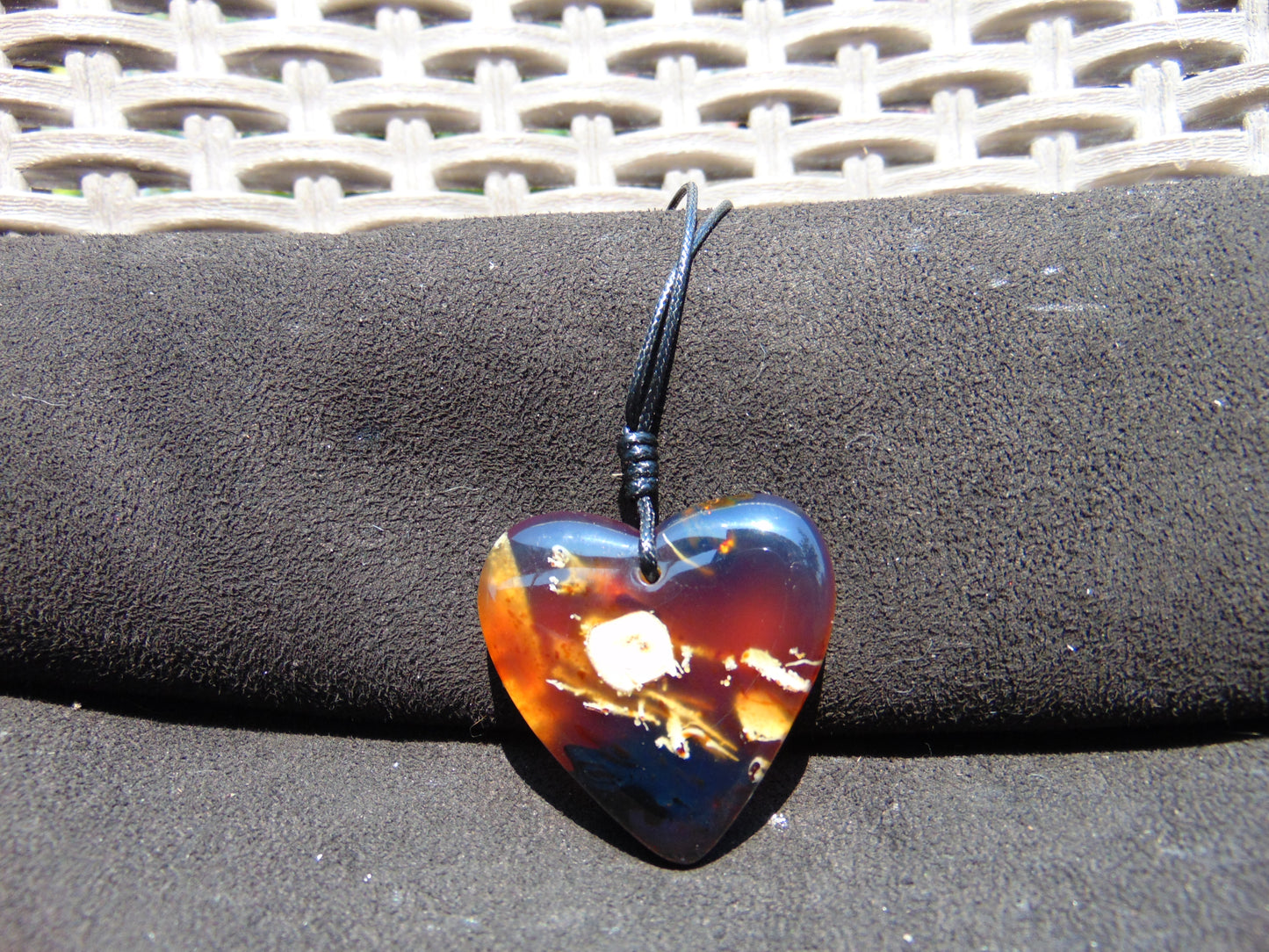 10 gr Heart Pendant Indonesian Blue Amber for Healing PBN684