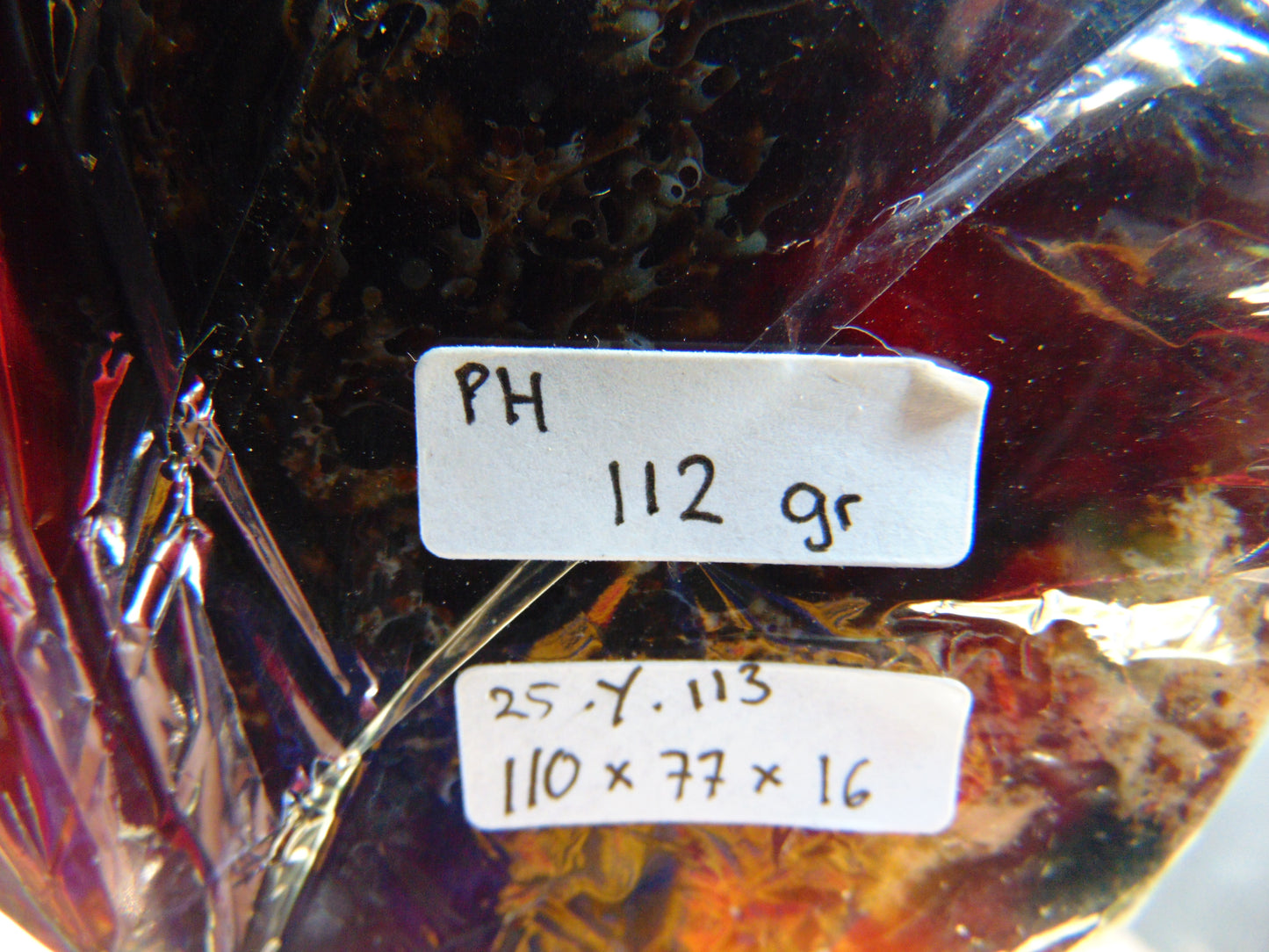 113 gram Slab  polished Indonesian Sumatra White Red Amber for Healing 25Y113