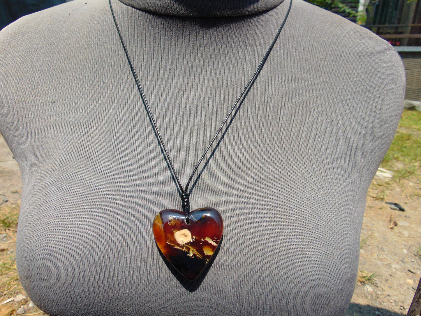 10 gr Heart Pendant Indonesian Blue Amber for Healing PBN684