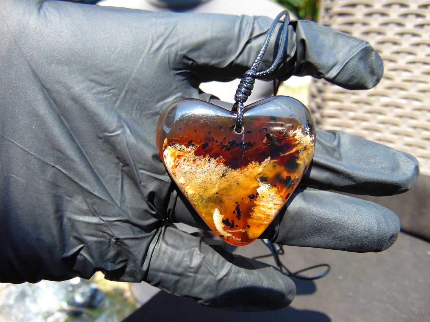 12 gr Heart Pendant Indonesian Amber for Healing PCA1K69