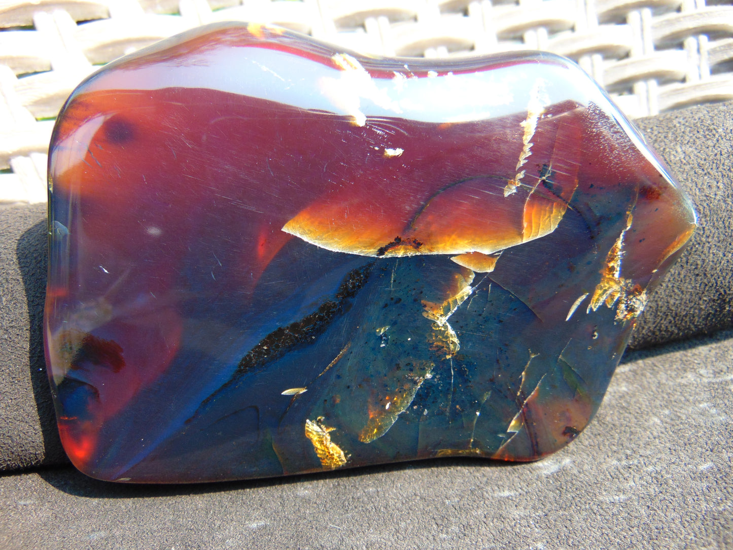 123 gram Slab  polished Indonesian Sumatra Blue Amber for Healing 25Y126
