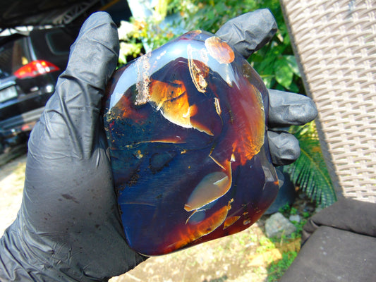 123 gram Slab  polished Indonesian Sumatra Blue Amber for Healing 25Y126