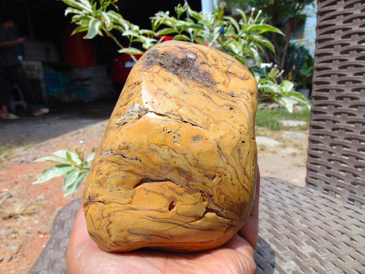 463 gram Polished Indonesia Yellow Aromatic Amber for Healing 26KX3