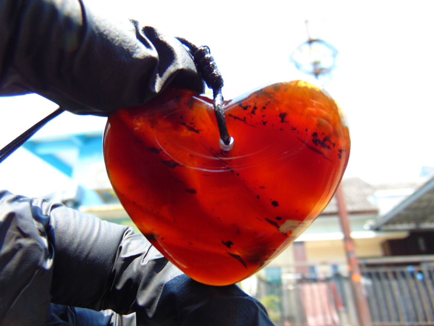 14 gr Heart Pendant Indonesian Amber for Healing PCAIK102
