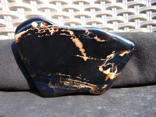 109 gram Slab  polished Indonesian Sumatra Black Blue Amber for Healing 25Y111