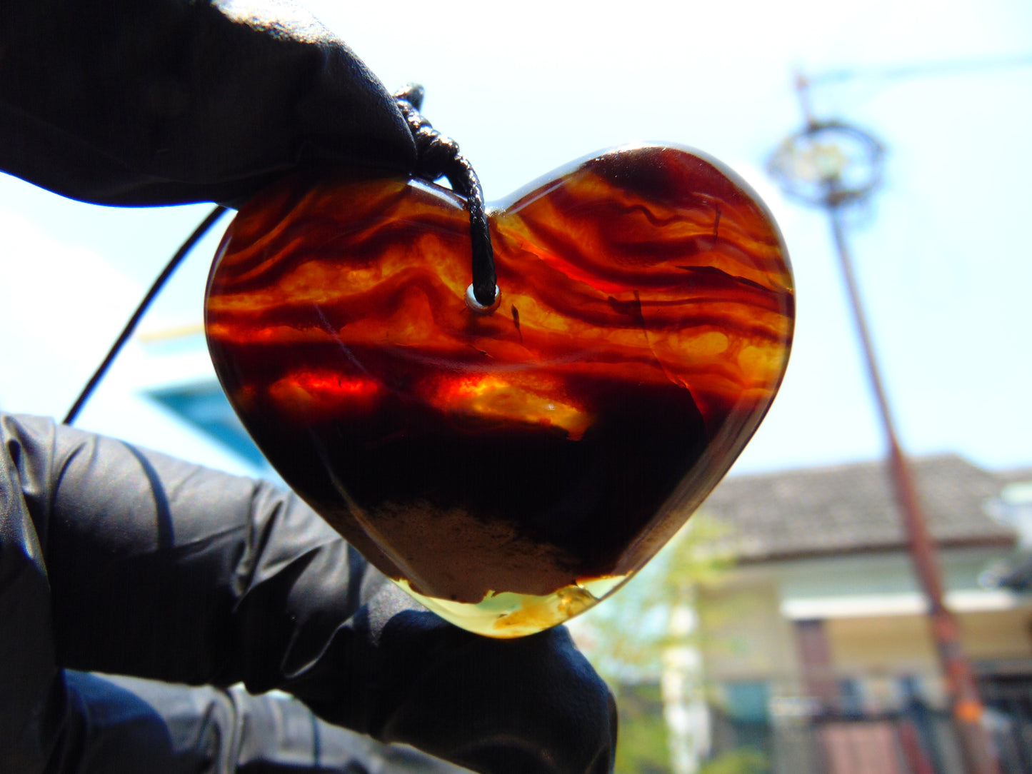 10 gr Heart Pendant Indonesian Amber for Healing PBN656