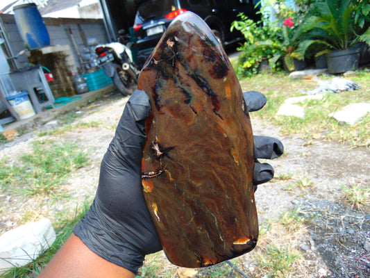 246 gram Slab Slim polished Indonesian Caramel Amber for Healing 25A209