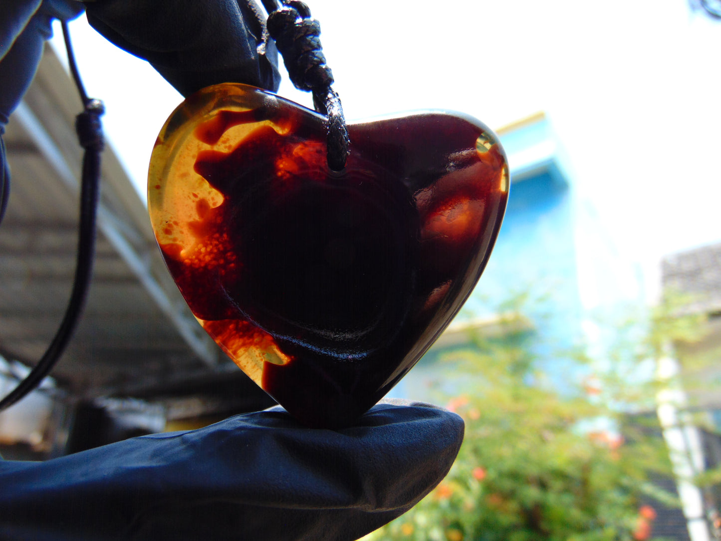 20 gr Heart Pendant Indonesian Blue Black Amber for Healing PDY733