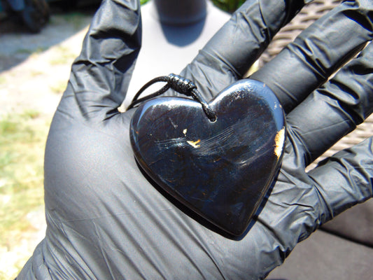 24 gr Heart Pendant Indonesian Cherry Amber for Healing PDY744