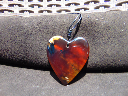 17 gr Heart Pendant Indonesian Blue Amber for Healing PDY713