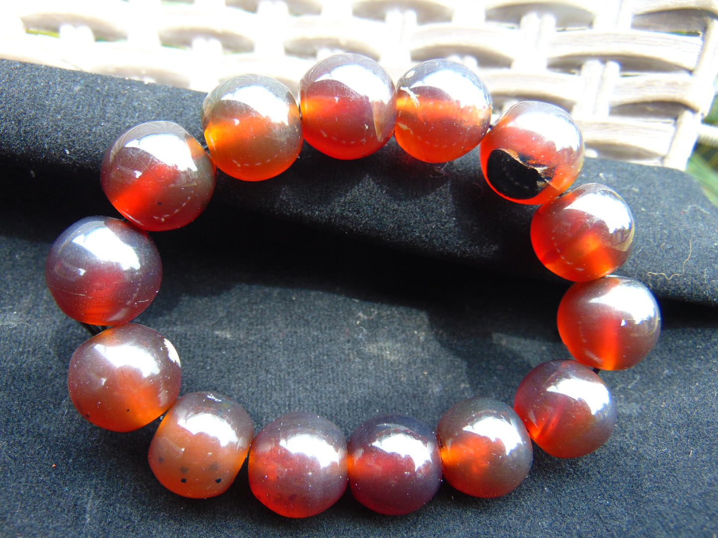 31 gram 14 Beads Mala Bracelet Indonesian Blue Red Amber for Healing A14G286