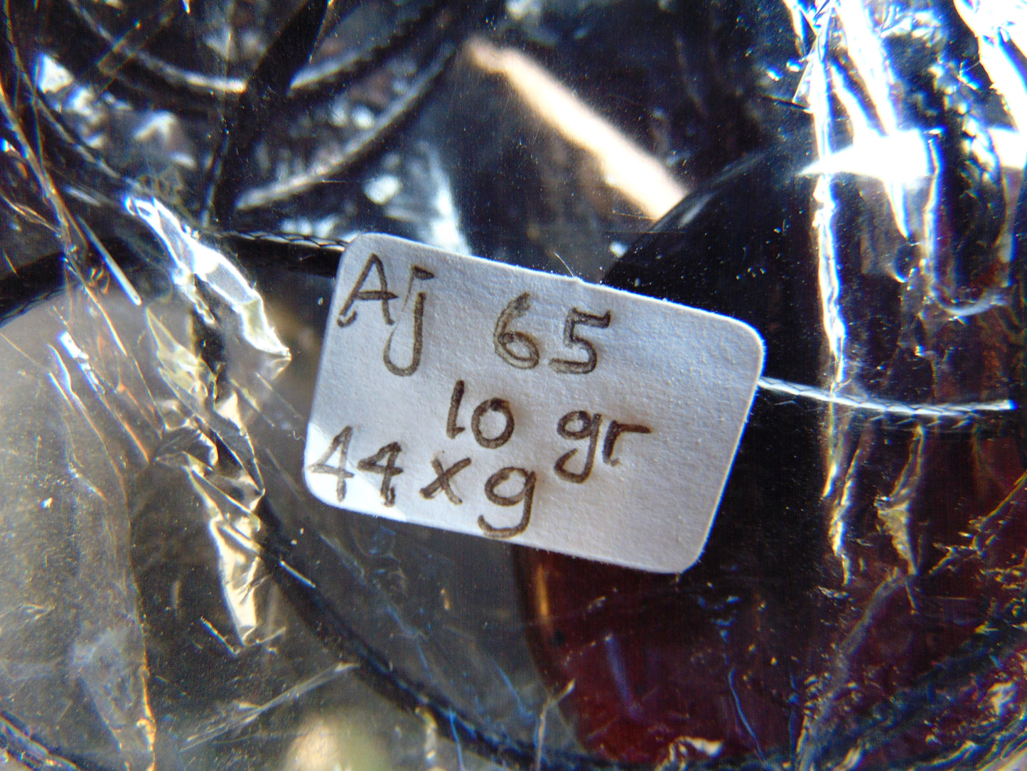 10 gr Chip Pendant Indonesian Amber for Healing AJ65
