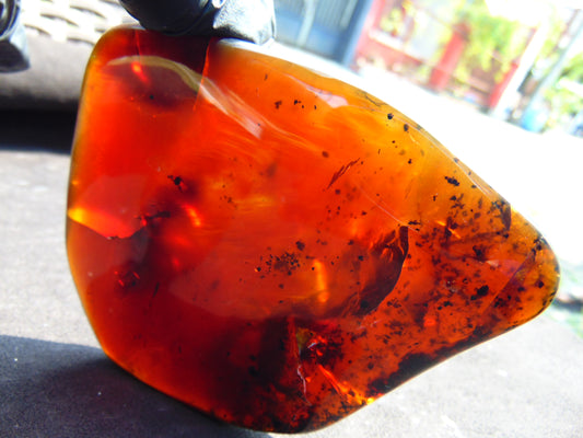 100 gram Slab Slim polished Indonesian Crystal red Amber for Healing 25A212