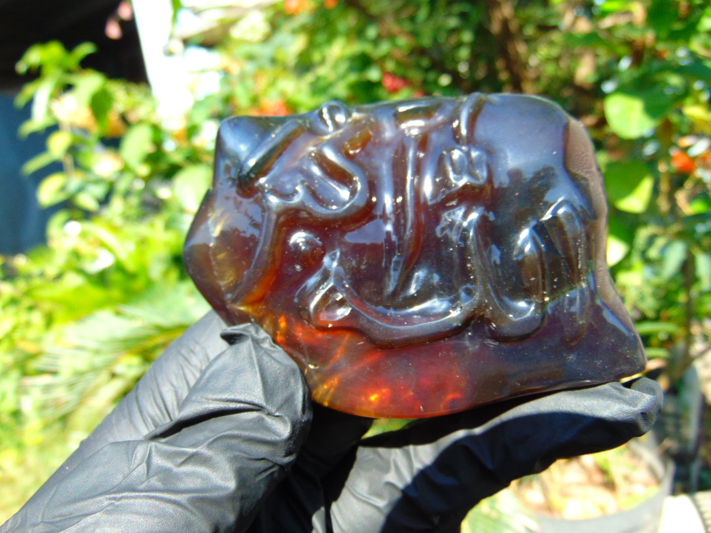 121 gram calligraphy carving ALLAH AKHBAR Indonesian Purple Red Amber for Healing CA5