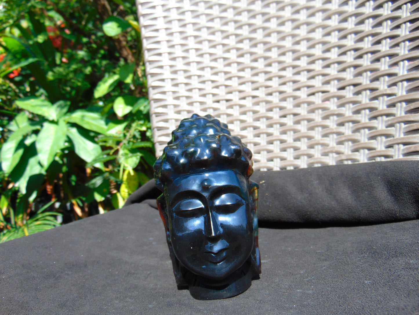 282 gr Buddha head carving 119x73x65 mm on Indonesian Black Blue Amber for Healing BD3D1