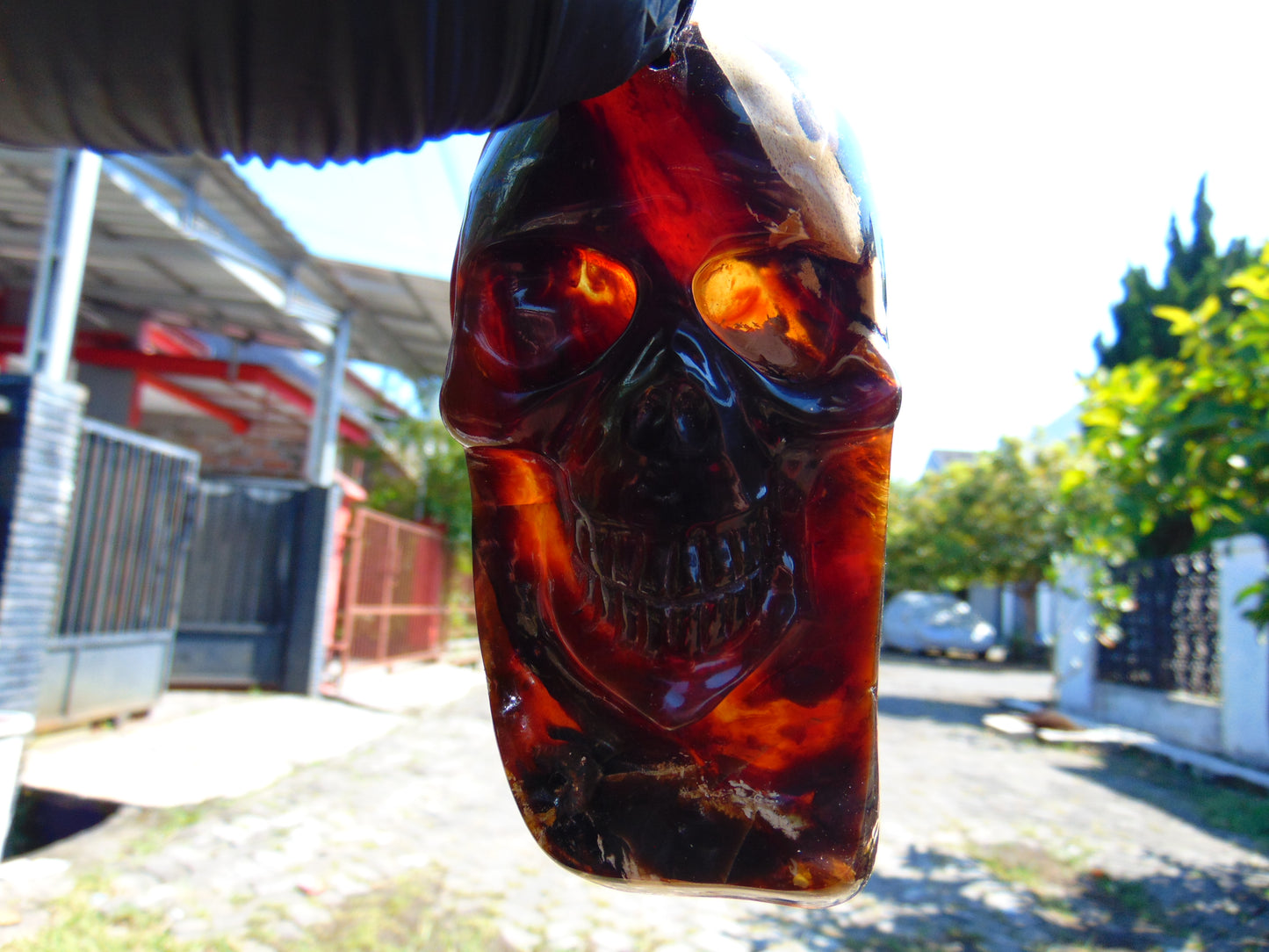 66 gr Skull carving Pendant Indonesian Amber for Healing S2D13