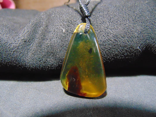 4 gram Pendant Indonesian Blue Amber for Healing PA337