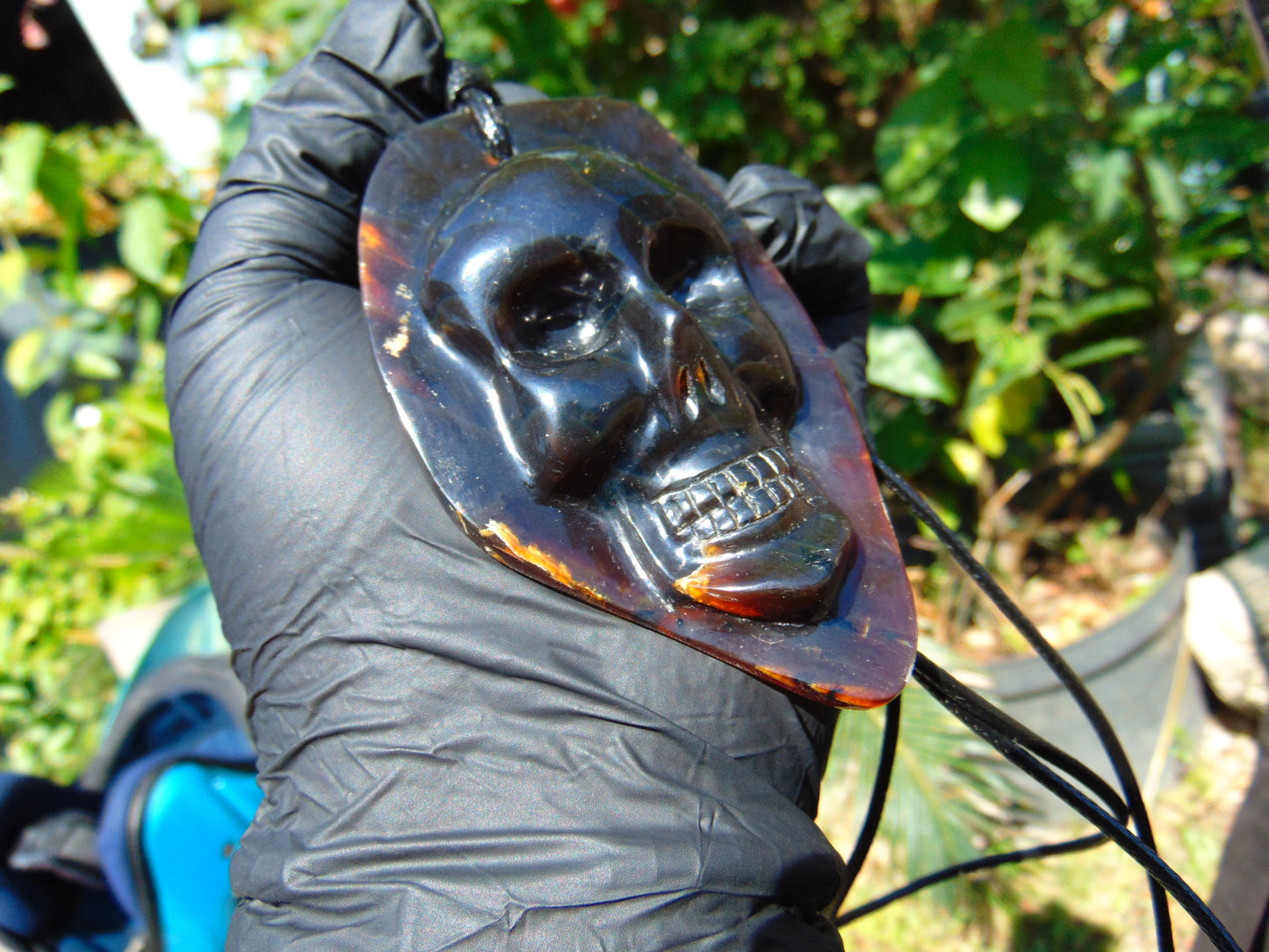 35 gr Skull carving Pendant Indonesian Amber for Healing S2D8