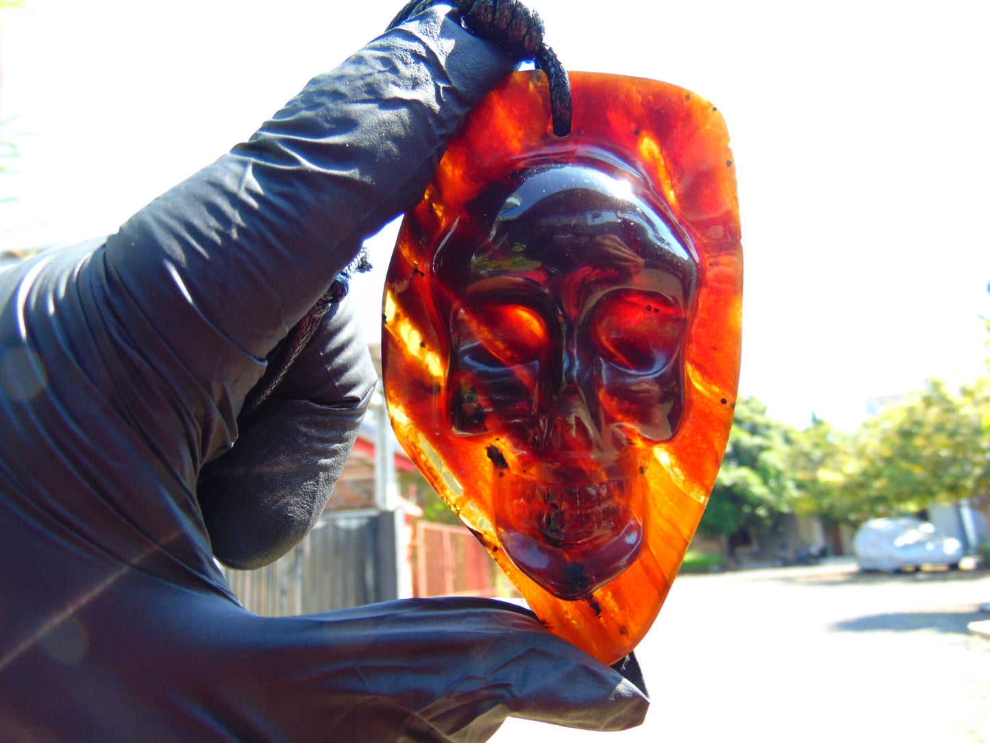 35 gr Skull carving Pendant Indonesian Amber for Healing S2D8