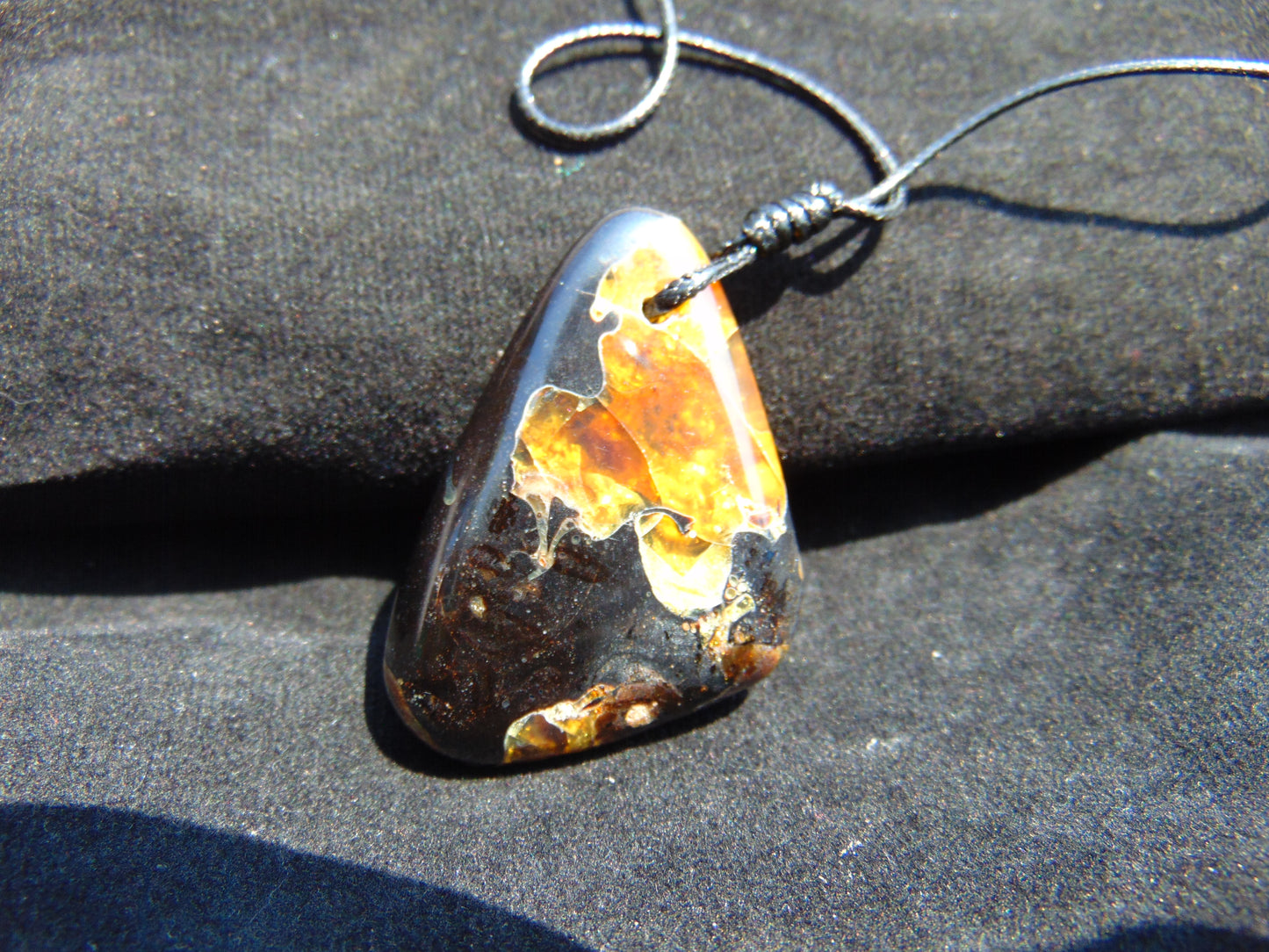 14 gram Pendant Indonesian Blue Amber for Healing PCY687