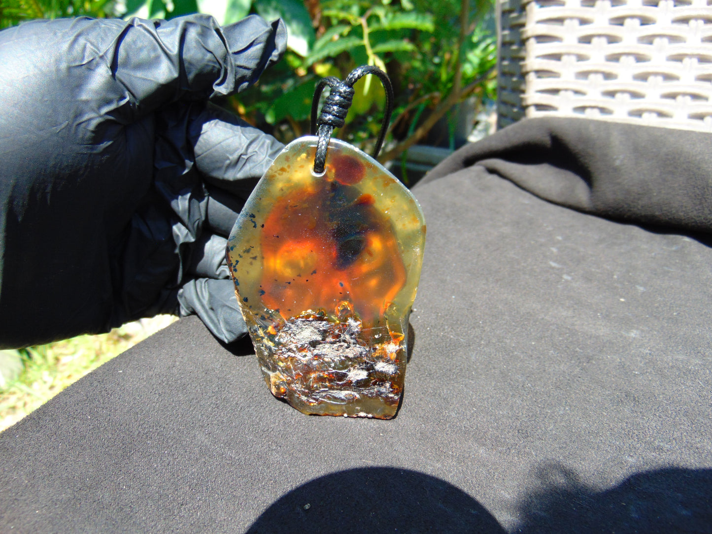 34 gr Skull carving Pendant Indonesian Yellow Green Blue Amber for Healing S2D2