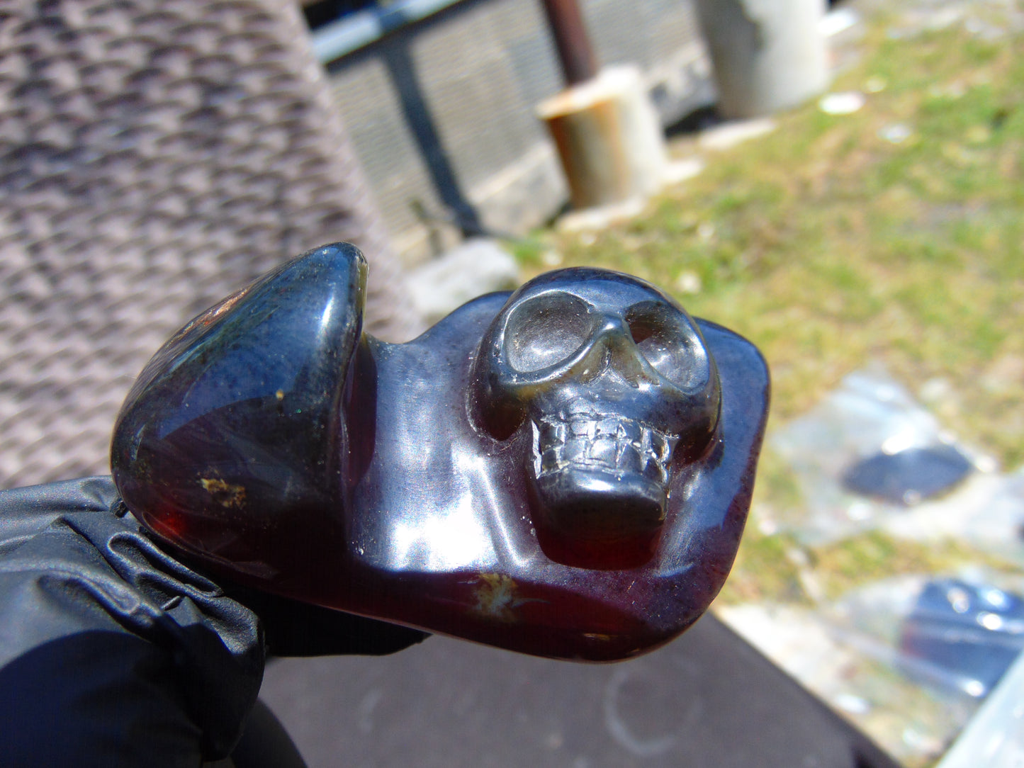 29 gr Skull carving Pendant Indonesian Amber for Healing S2D19