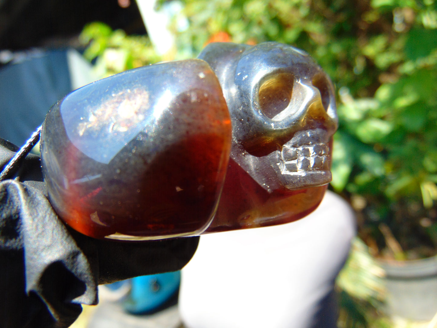 29 gr Skull carving Pendant Indonesian Amber for Healing S2D19