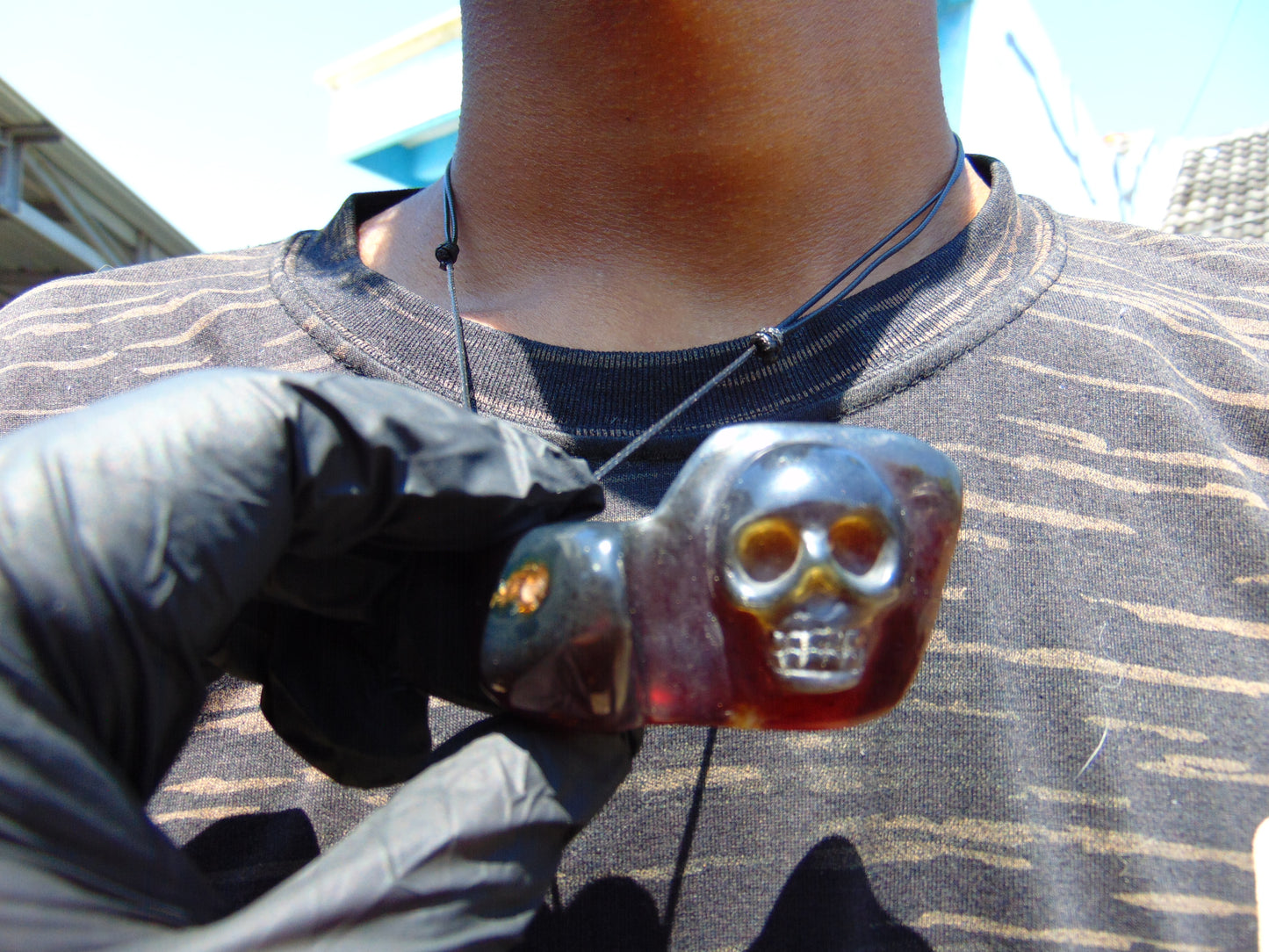 29 gr Skull carving Pendant Indonesian Amber for Healing S2D19