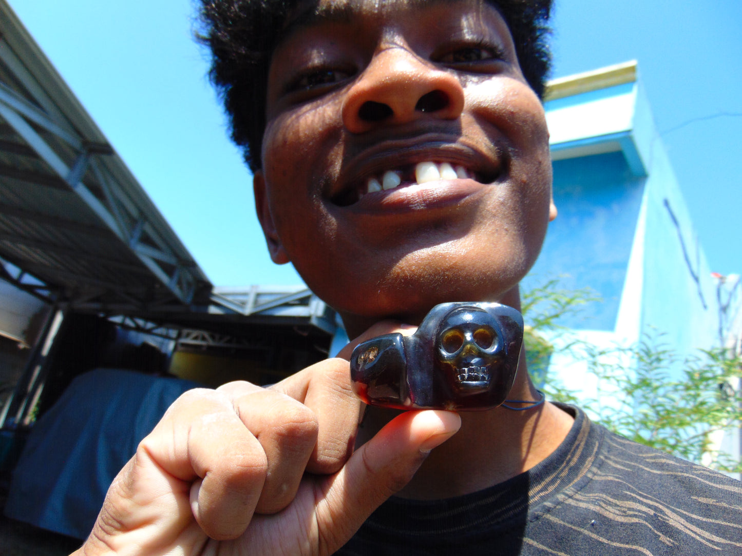 29 gr Skull carving Pendant Indonesian Amber for Healing S2D19