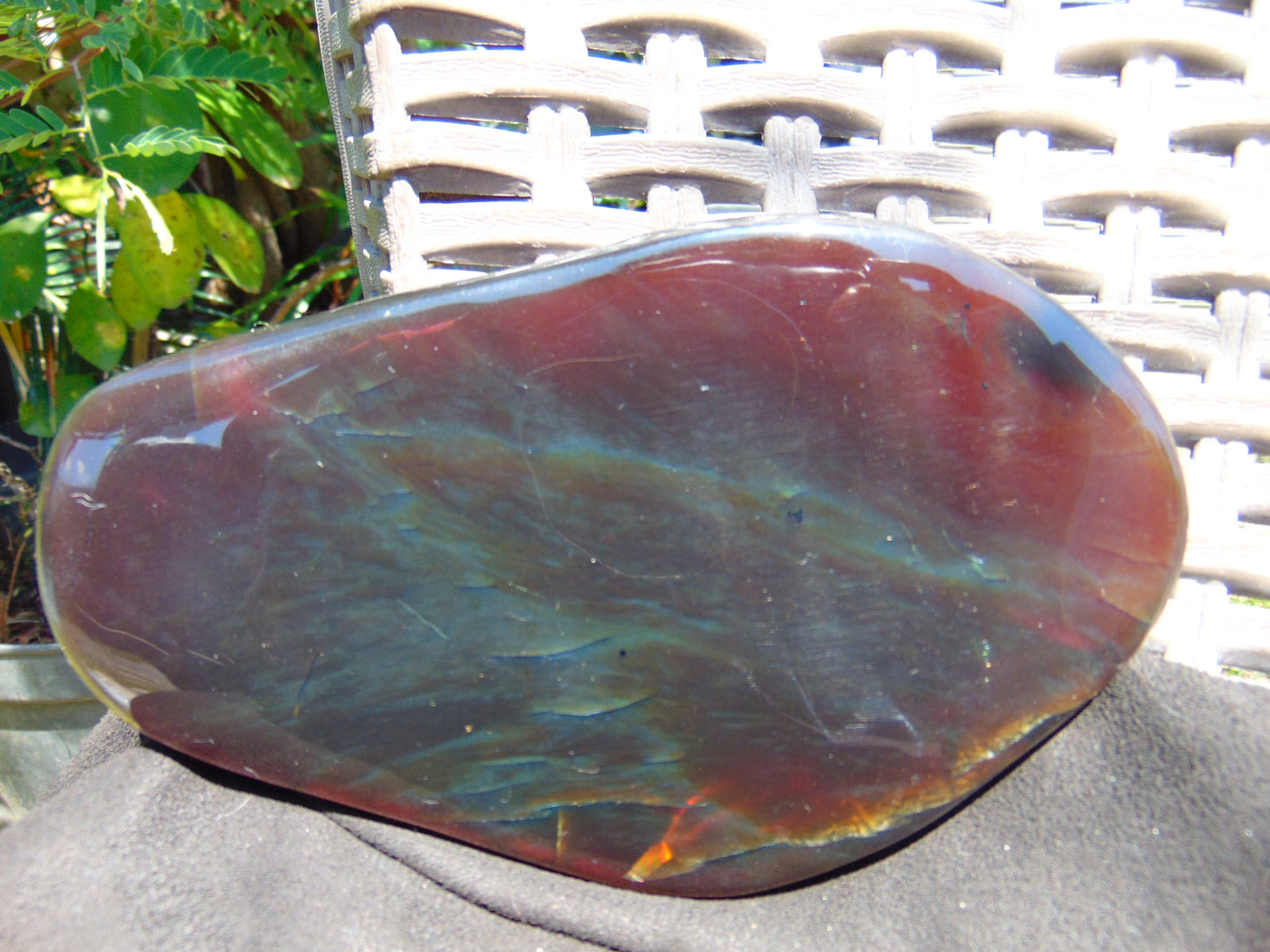 157 gram Slab polished Indonesian Cherry Red Amber for Healing ML77