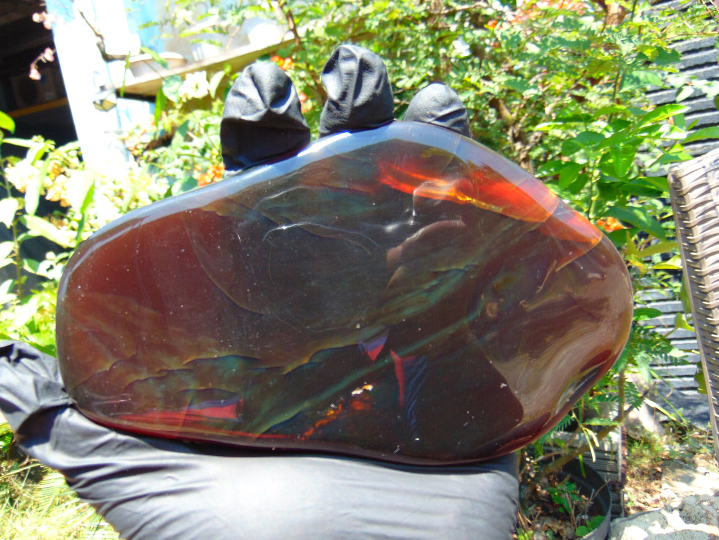 157 gram Slab polished Indonesian Cherry Red Amber for Healing ML77