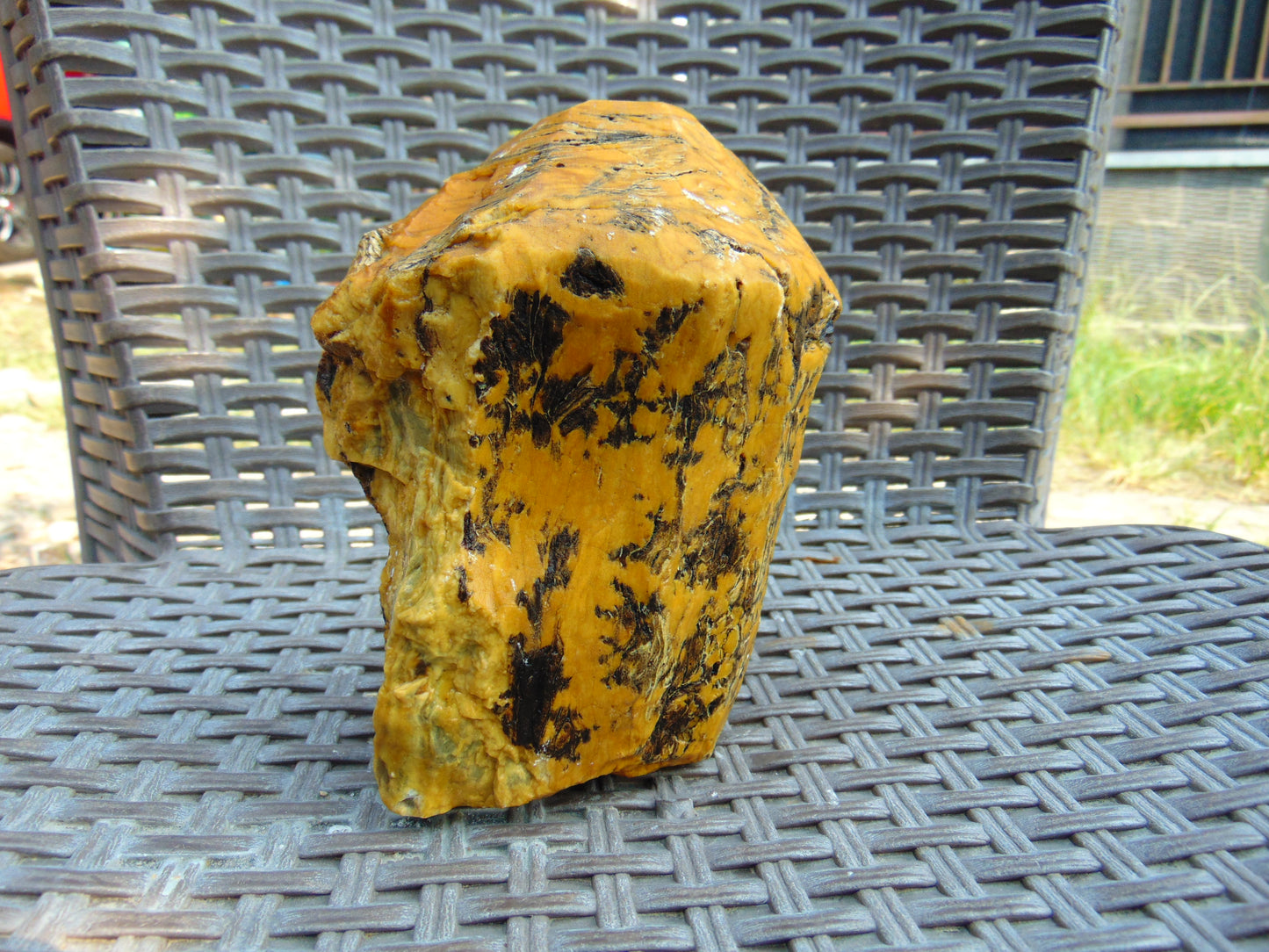 488 gram Polished Indonesia Yellow Aromatic Amber for Healing AY26M143