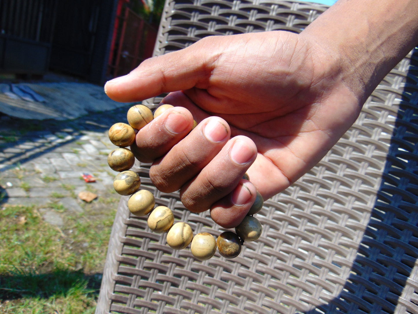26 gram 16 Beads Mala Bracelet Indonesian perfumed yellow ambil 1 3mm for Healing BTR16