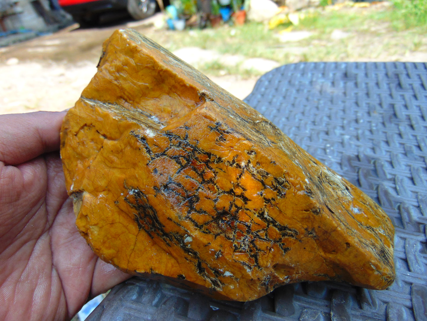 346 gram Polished Indonesia Yellow Aromatic Amber for Healing AY26M141