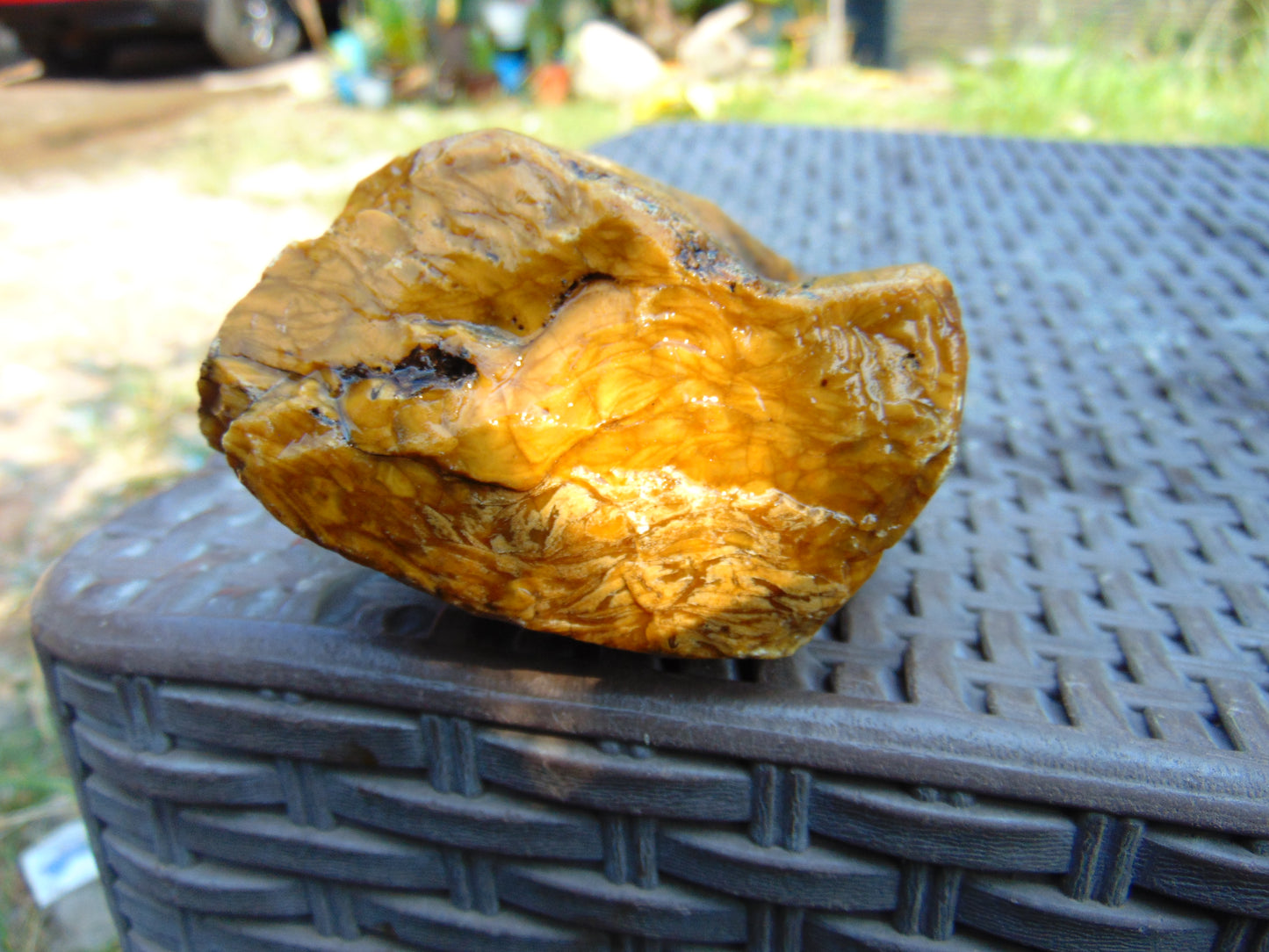 324 gram Polished Indonesia Yellow Aromatic Amber for Healing AY26M137