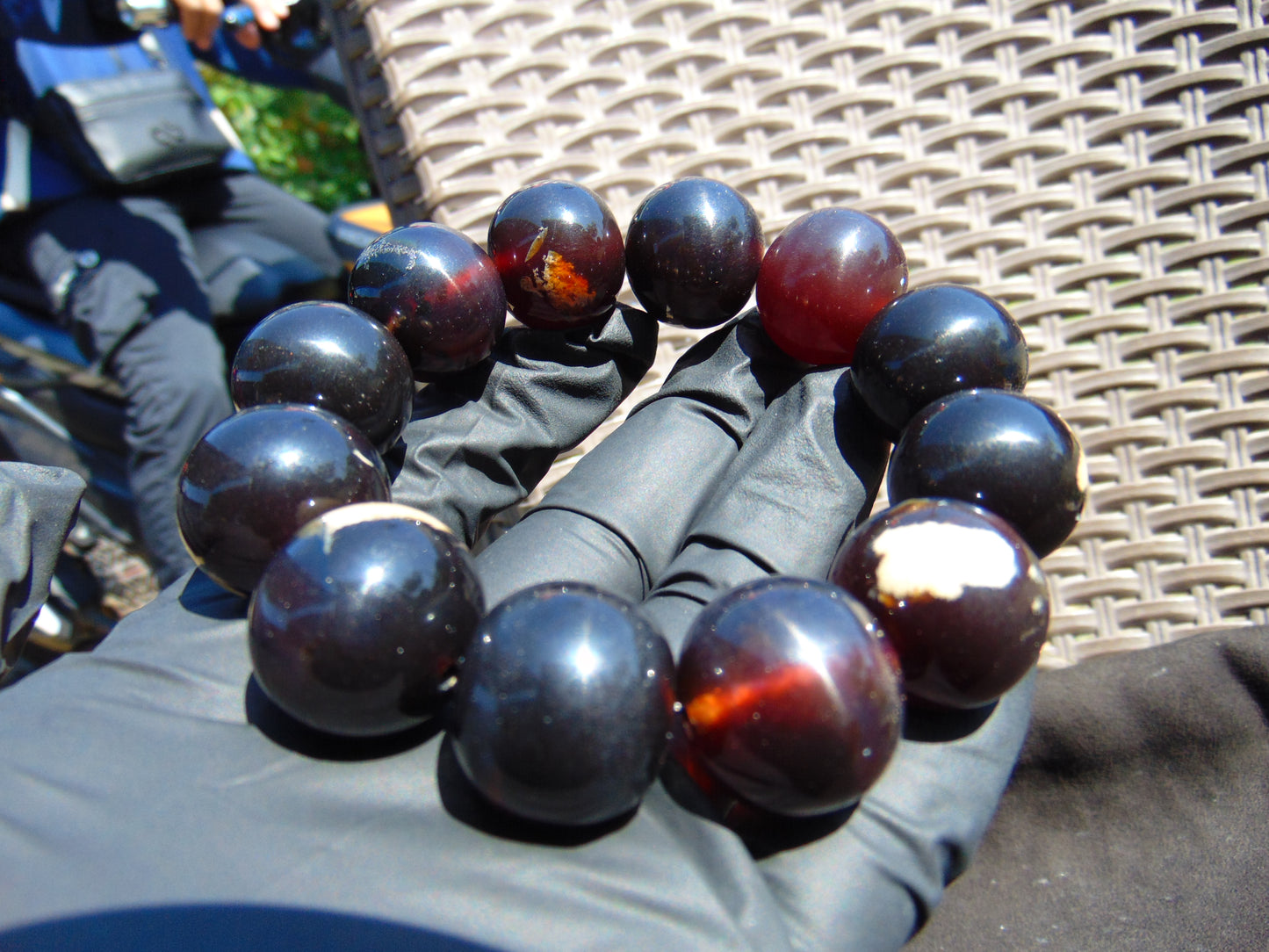 56 gram 12 Beads Mala Bracelet Indonesian Dark Blue Amber 20 mm for Healing G20B101