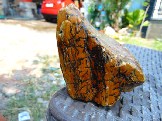 300 gram Polished Indonesia Yellow Aromatic Amber for Healing AY26M138