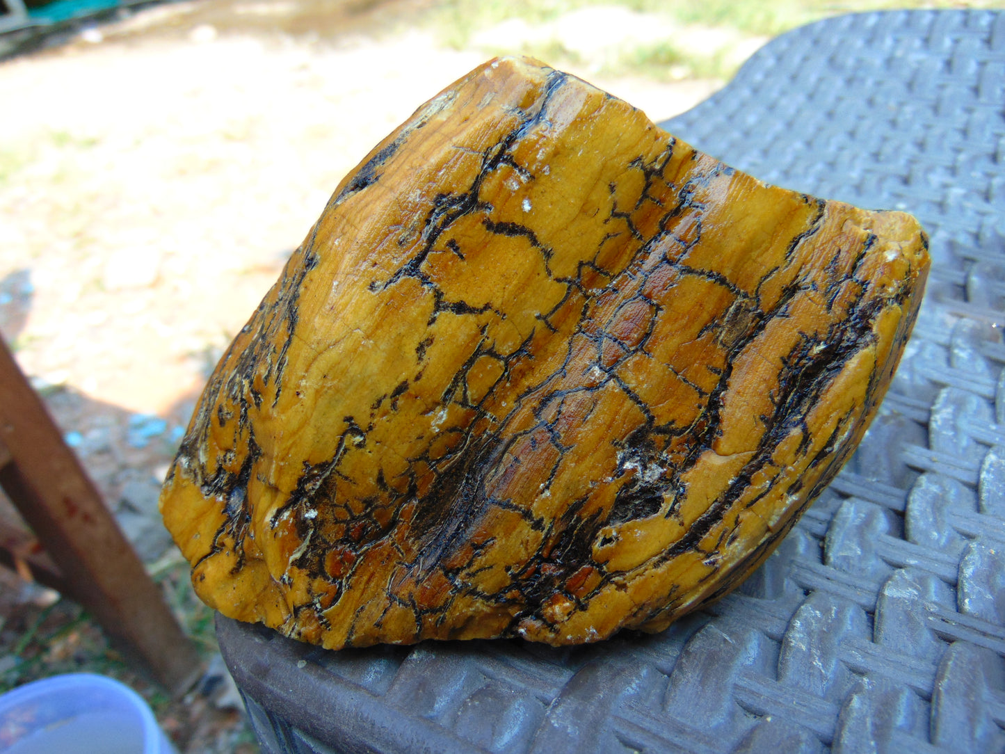 300 gram Polished Indonesia Yellow Aromatic Amber for Healing AY26M138