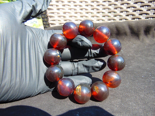 59 gram 12 Beads Mala Bracelet Indonesian Red Bluish Amber 20 mm for Healing G20B104