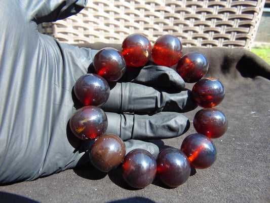 57 gram 12 Beads Mala Bracelet Indonesian Red Bluish Amber 20 mm for Healing G20B103