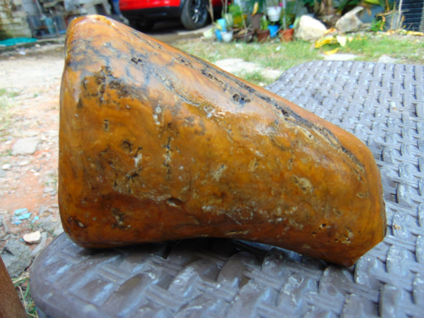 283 gram Polished Indonesia Yellow Aromatic Amber for Healing AY26M127