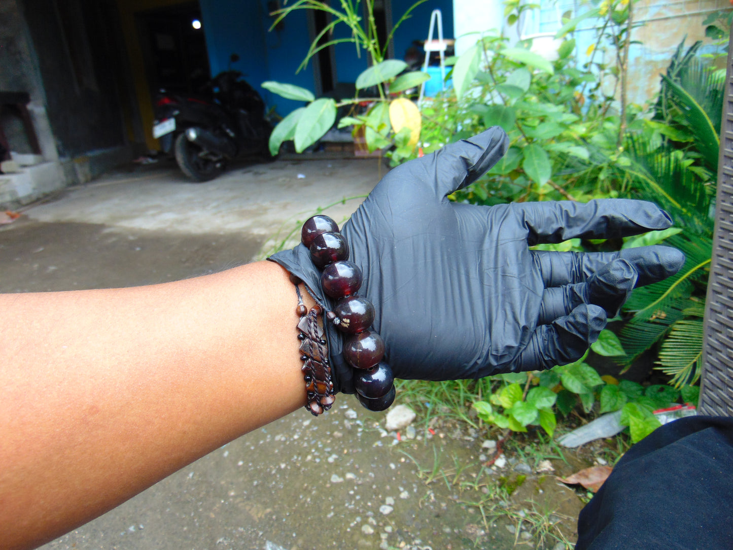 35 gram 14 Beads Mala Bracelet Indonesian Cherry Red Amber 16 mm for Healing A14G249
