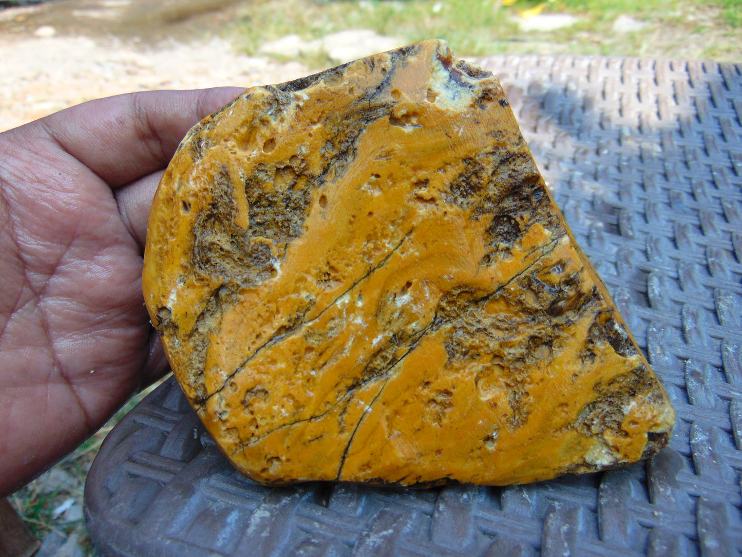 173 gram Polished Indonesia Yellow Aromatic Amber for Healing AY26M127